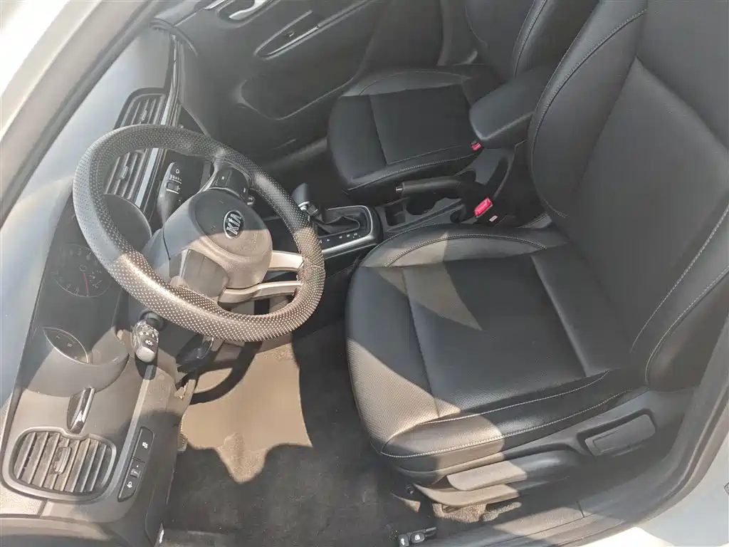 Kia K2 2017 Sedan 1.4L AT 15th Anniversary Special Edition GLS фото 11