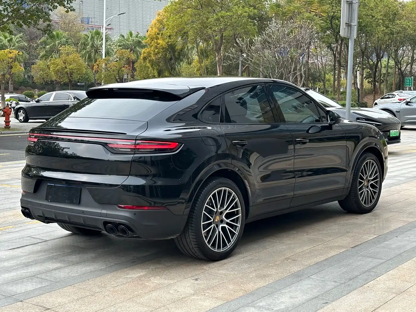 PORSCHE CAYENNE
