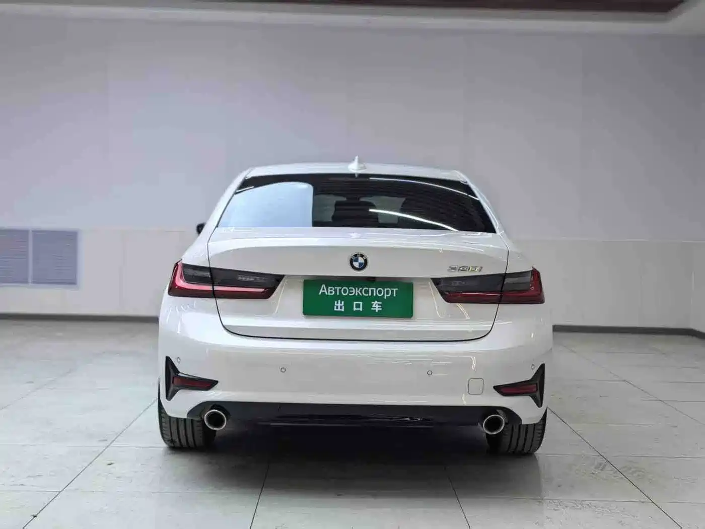 BMW 3 Series 2022 320i Sport Package фото 6