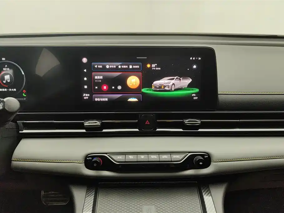 GAC Trumpchi Trumpchi Emkoo 2021 270T DCT J16 Edition фото 13