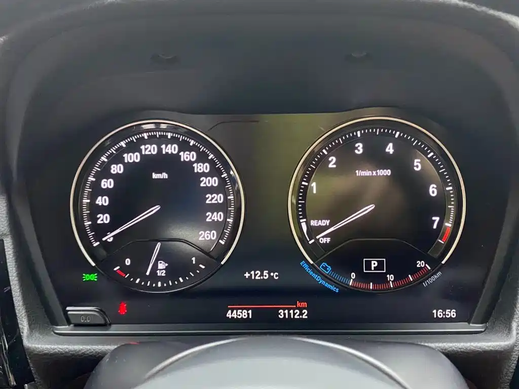 BMW 1 Series 2023 125i M Sport Shadow Edition фото 15