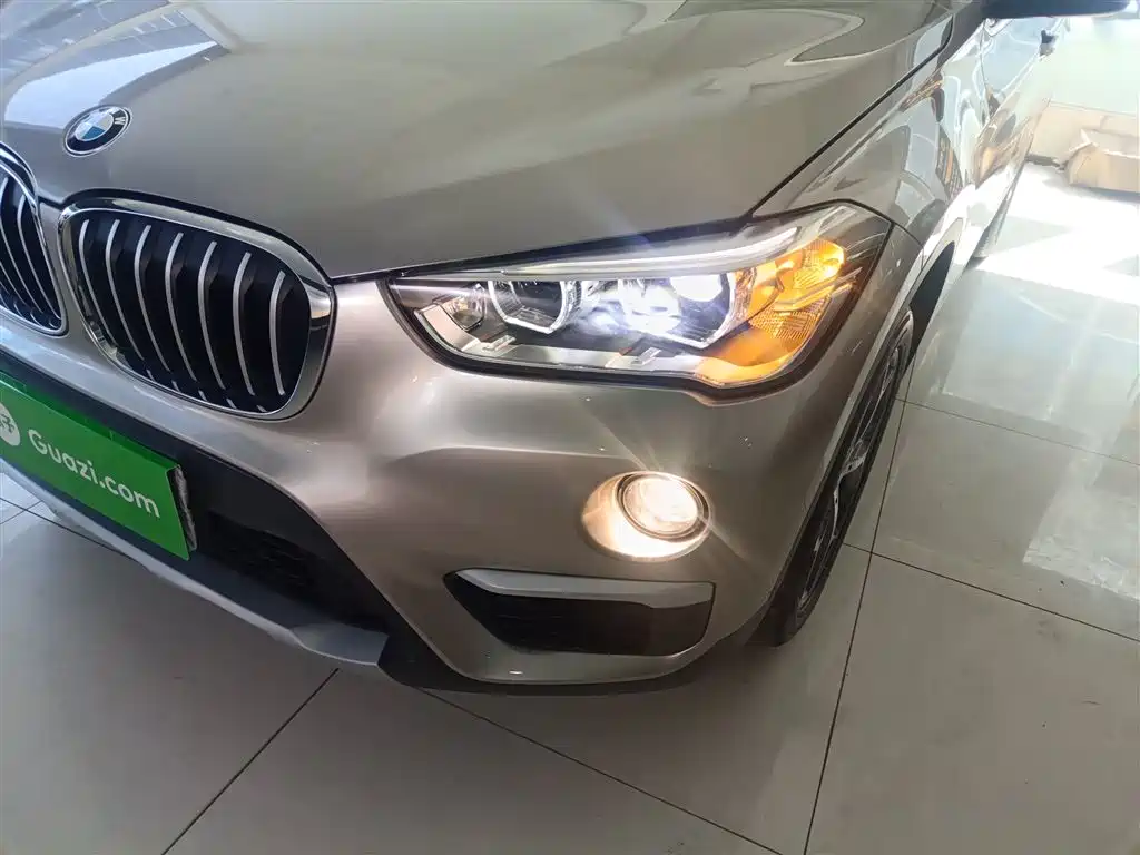 BMW X1 2019 sDrive18Li Premium Model фото 23
