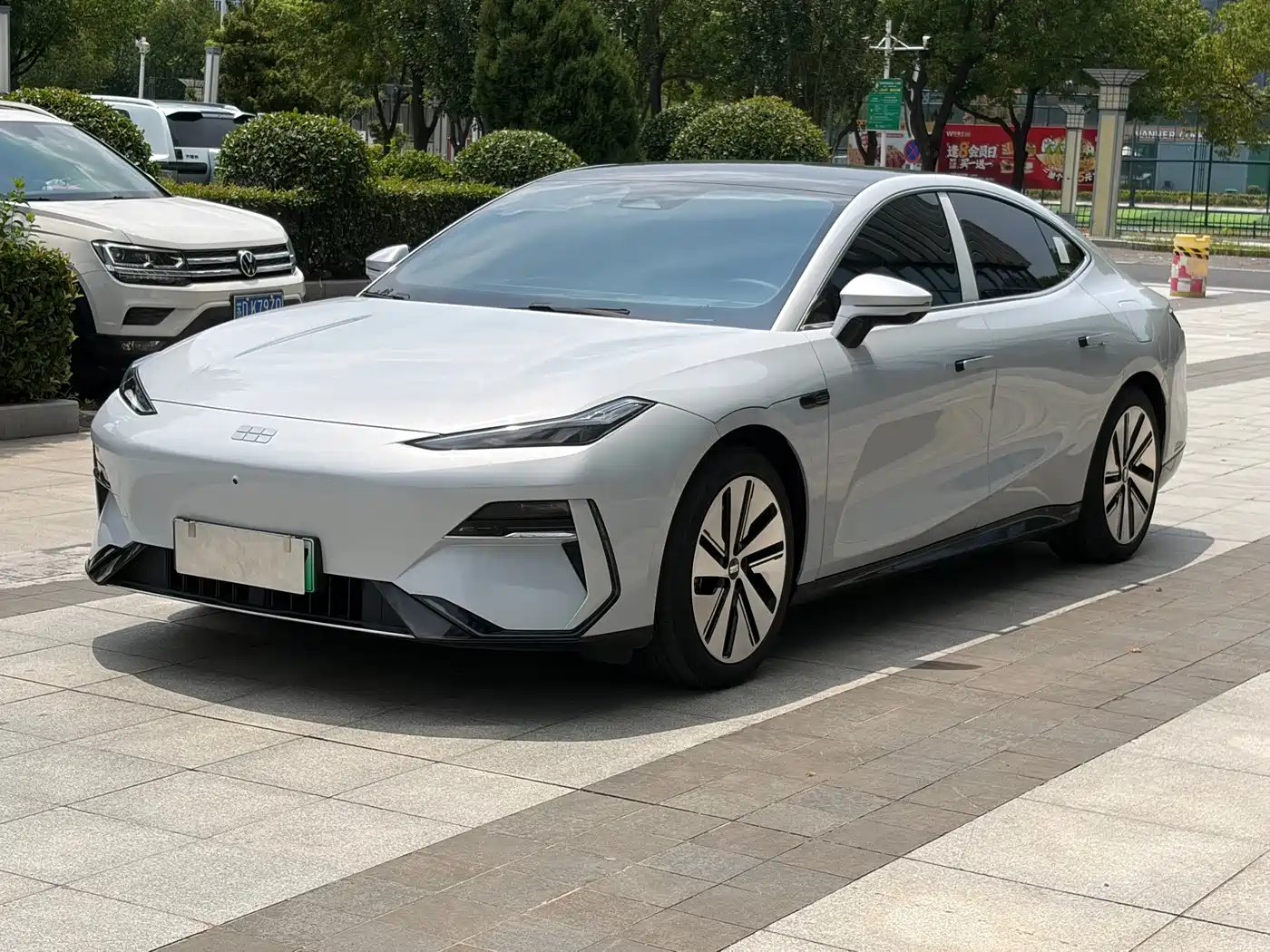 Geely Galaxy Galaxy E8 2024 2024 665km RWD Starship Voyager Edition