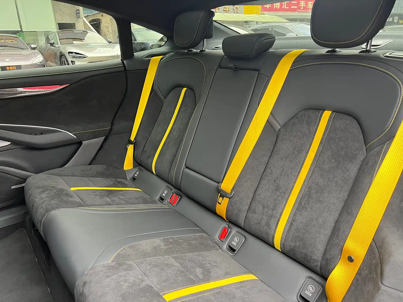 XIAOMI CAR XIAOMI SU7 ULTRA