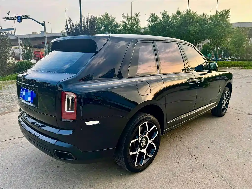 ROLLS-ROYCE CULLINAN