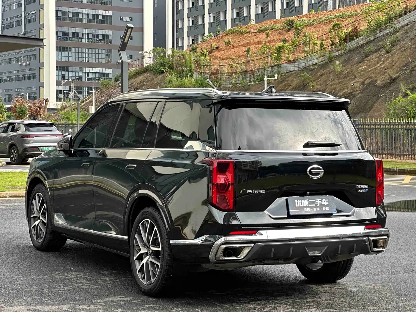 GAC Trumpchi Trumpchi GS8 2022 Hybrid Series 2.0TM 4WD Premium Edition (7-Seater) фото 9