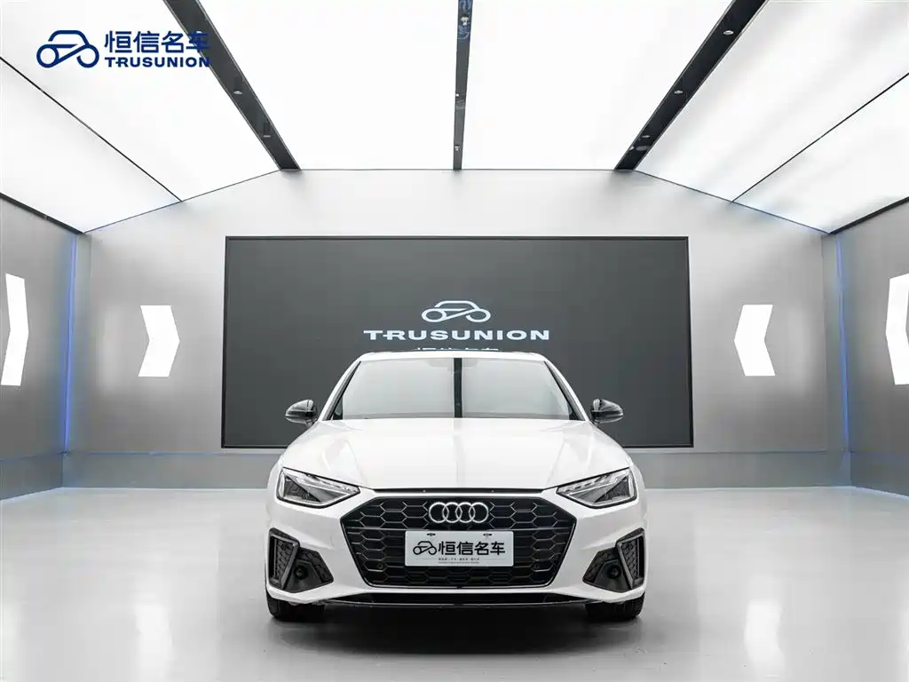 Audi A4L 2022 40 TFSI Luxury Dynamic фото 2
