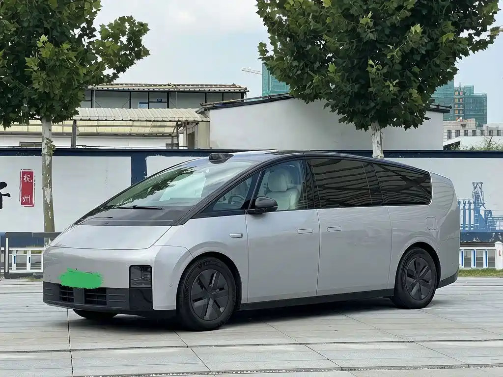Li Auto MEGA 2024 2024 Ultra