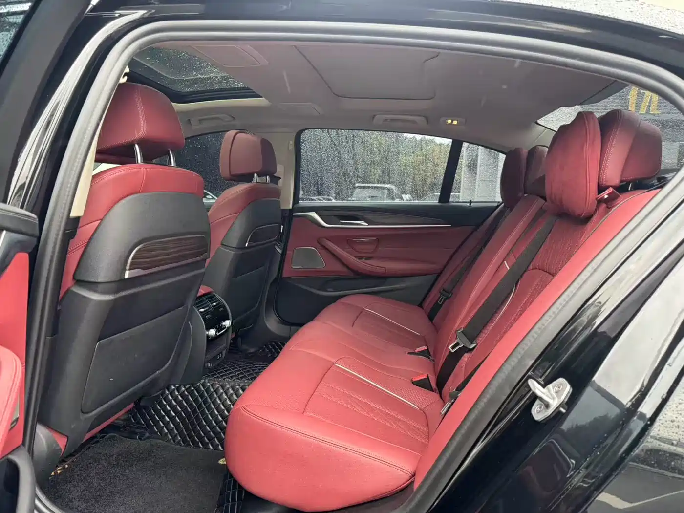 BMW 5 Series 2021 530Li Premium Luxury Package фото 6