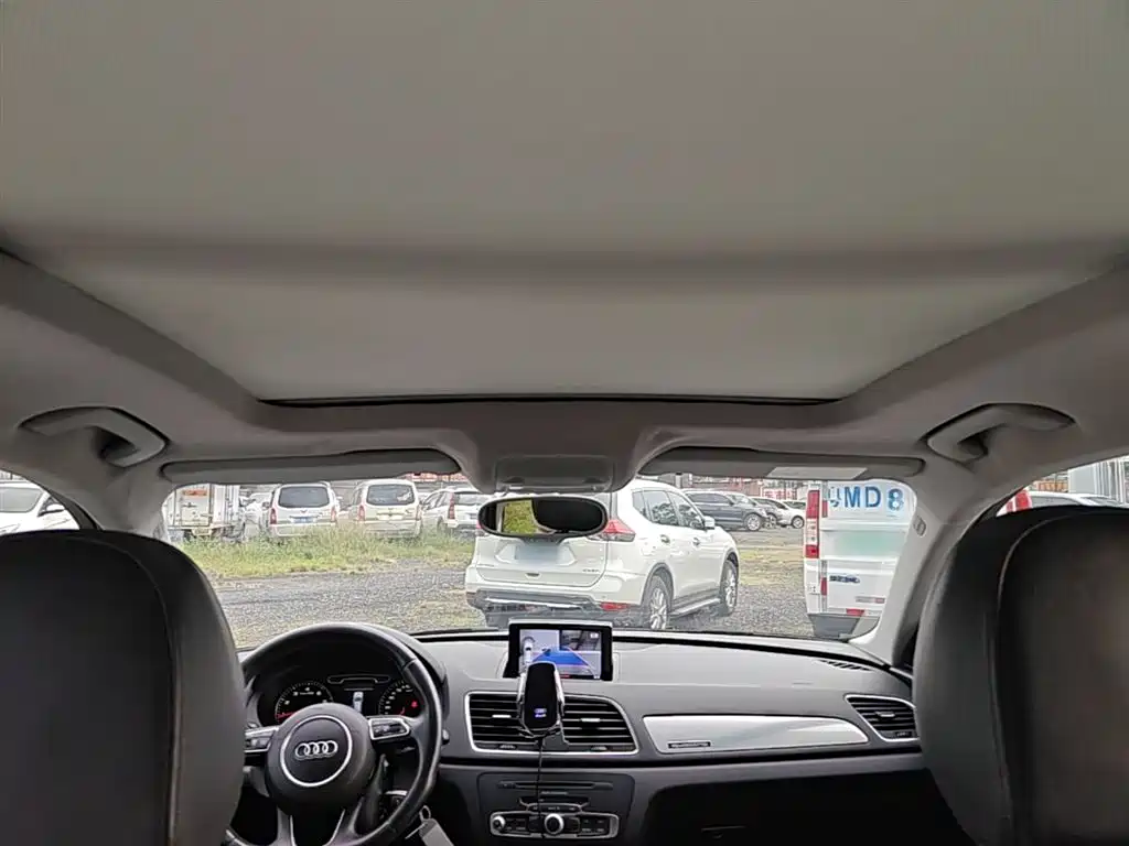 Audi Q3 2013 35 TFSI quattro Technology фото 18