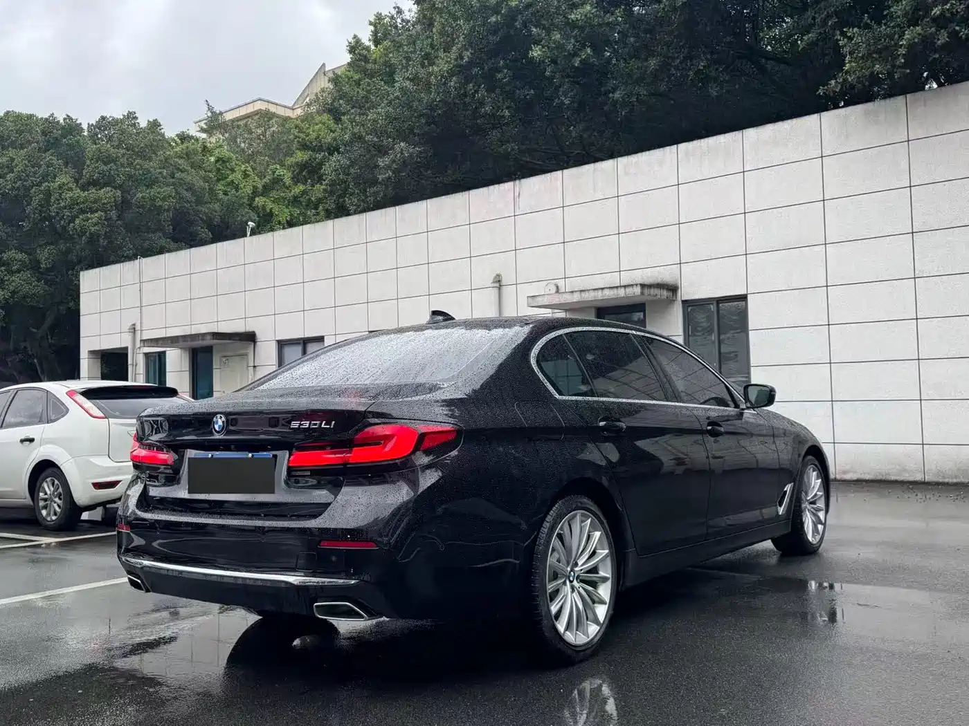 BMW 5 Series 2021 530Li Premium Luxury Package фото 8