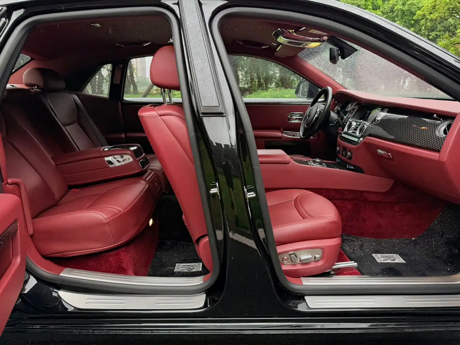 Фото 19 - Rolls-Royce Ghost
