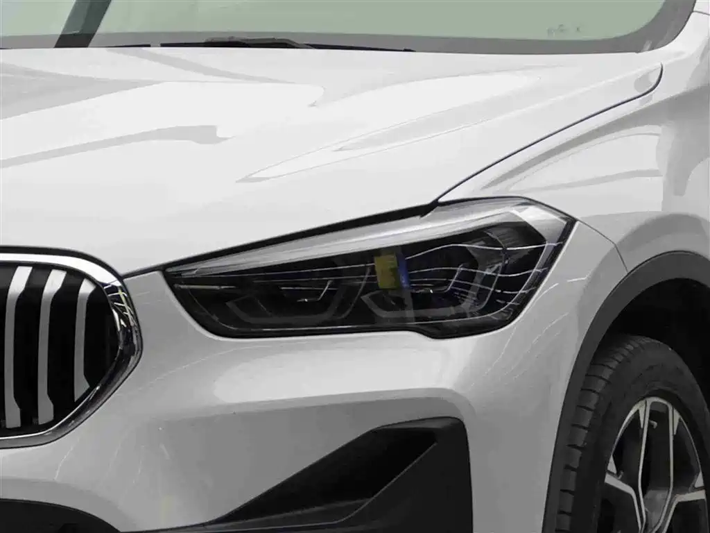 BMW X1 2020 sDrive25Li Leading Model фото 3