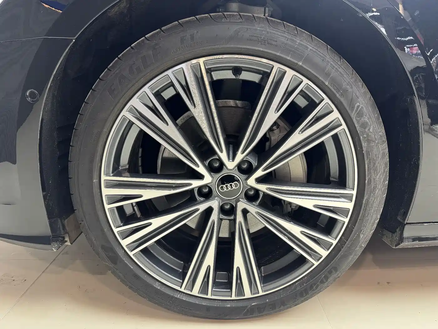 Audi A6L 2023 45 TFSI quattro Premium Dynamic фото 17