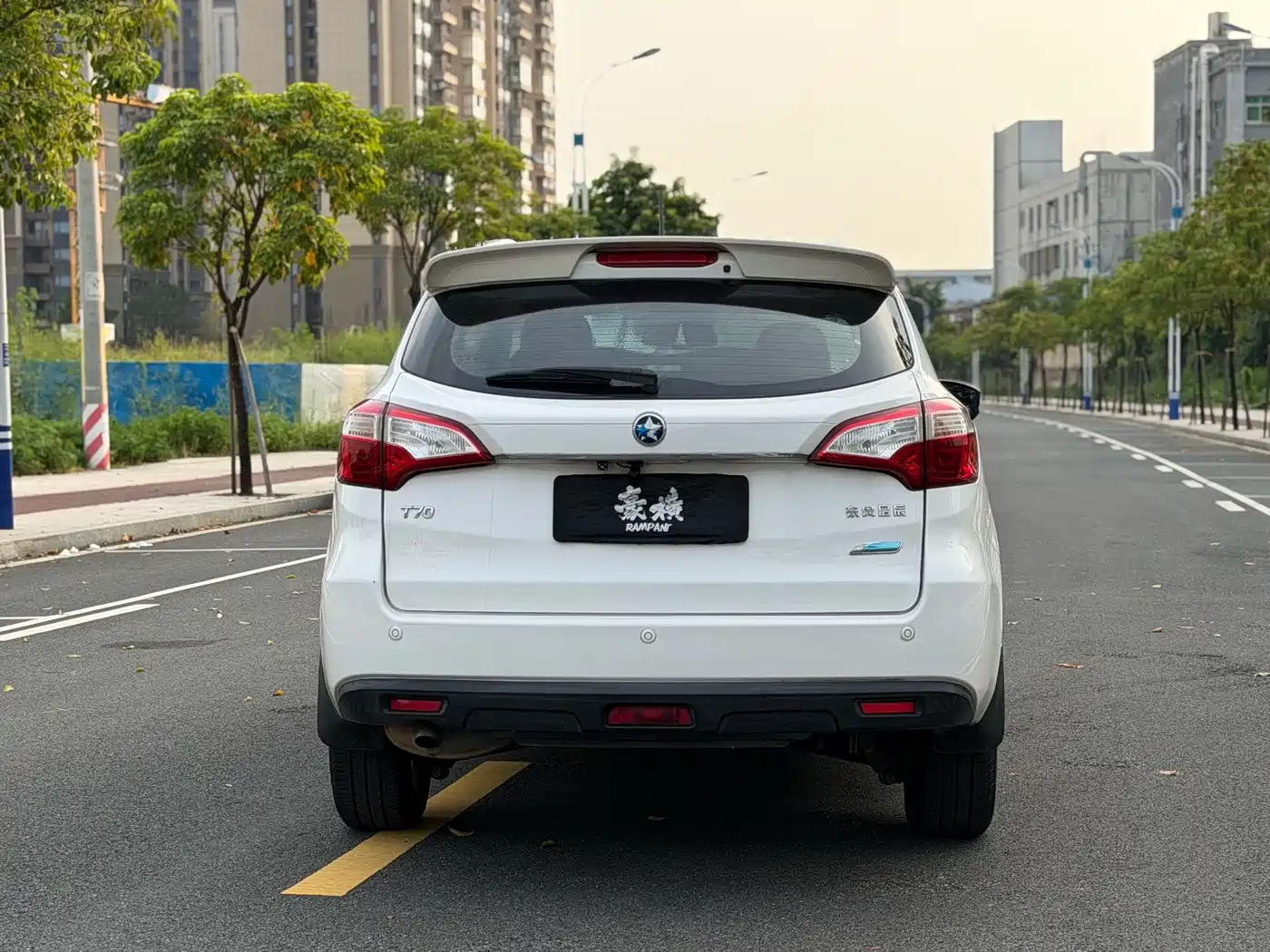 Venucia T70 2017 2016 2.0L CVT Rui Xing Edition