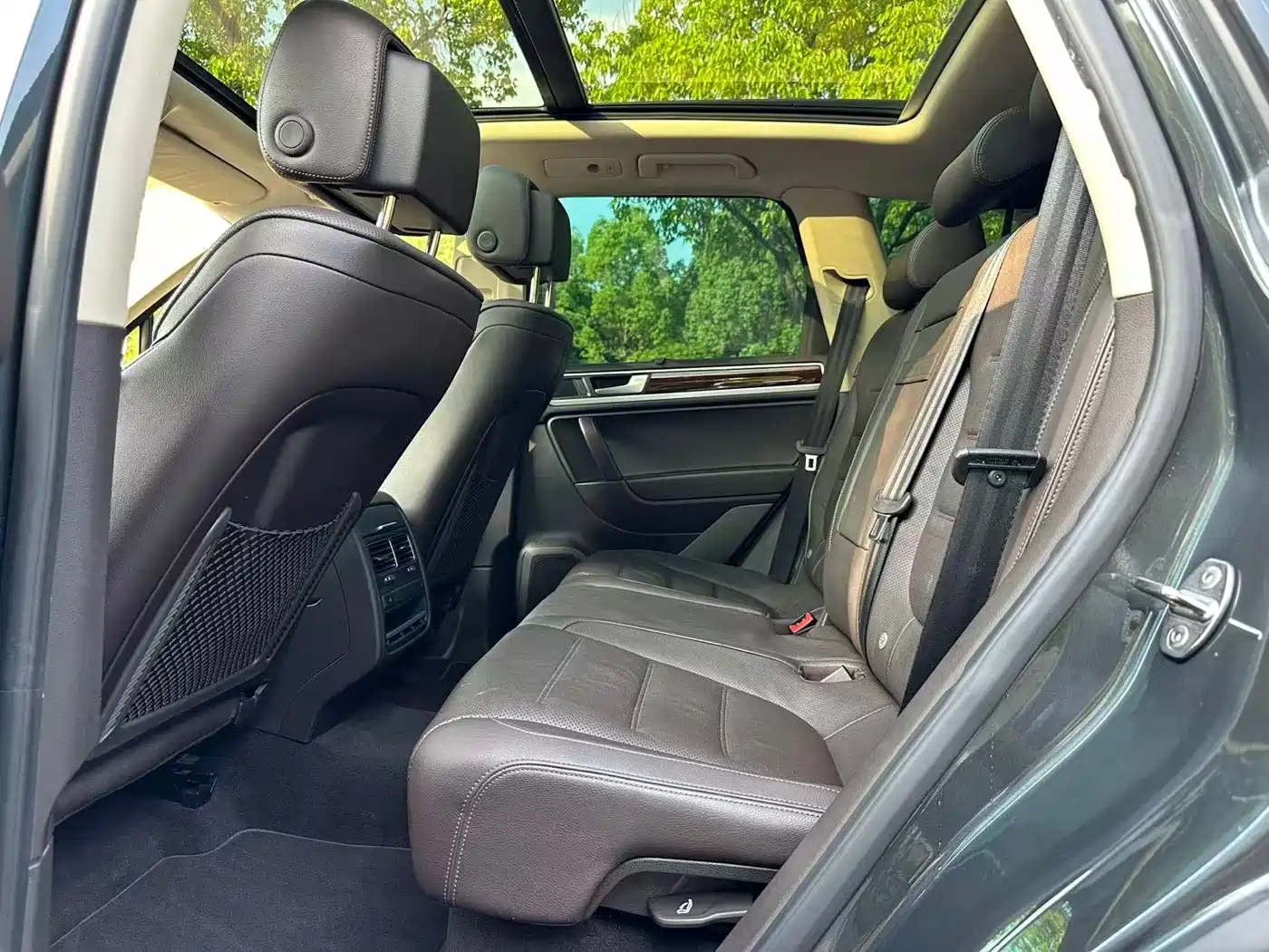 Volkswagen Touareg 2011 3.0TSI Premium фото 8