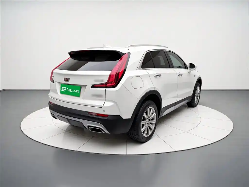 Cadillac XT4 2020 28T FWD Leading Trim фото 4