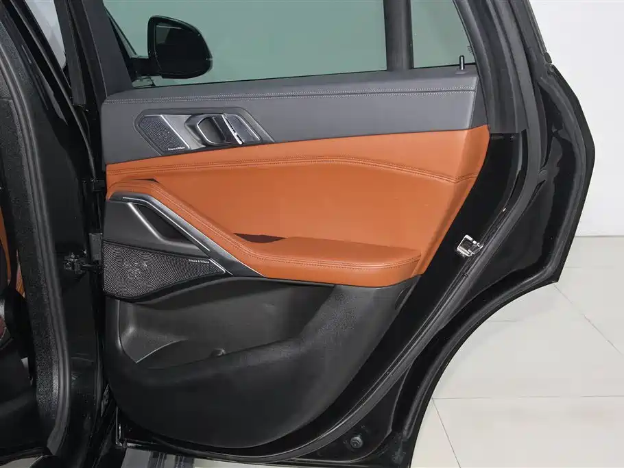 BMW X6 2022 Facelift xDrive30i M Sport Package фото 35