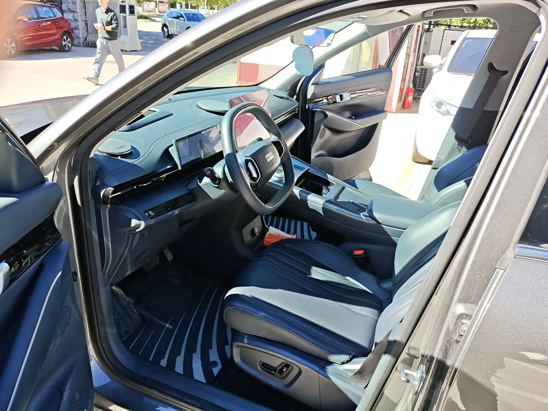 Фото 13 - Geely Galaxy Galaxy E5
