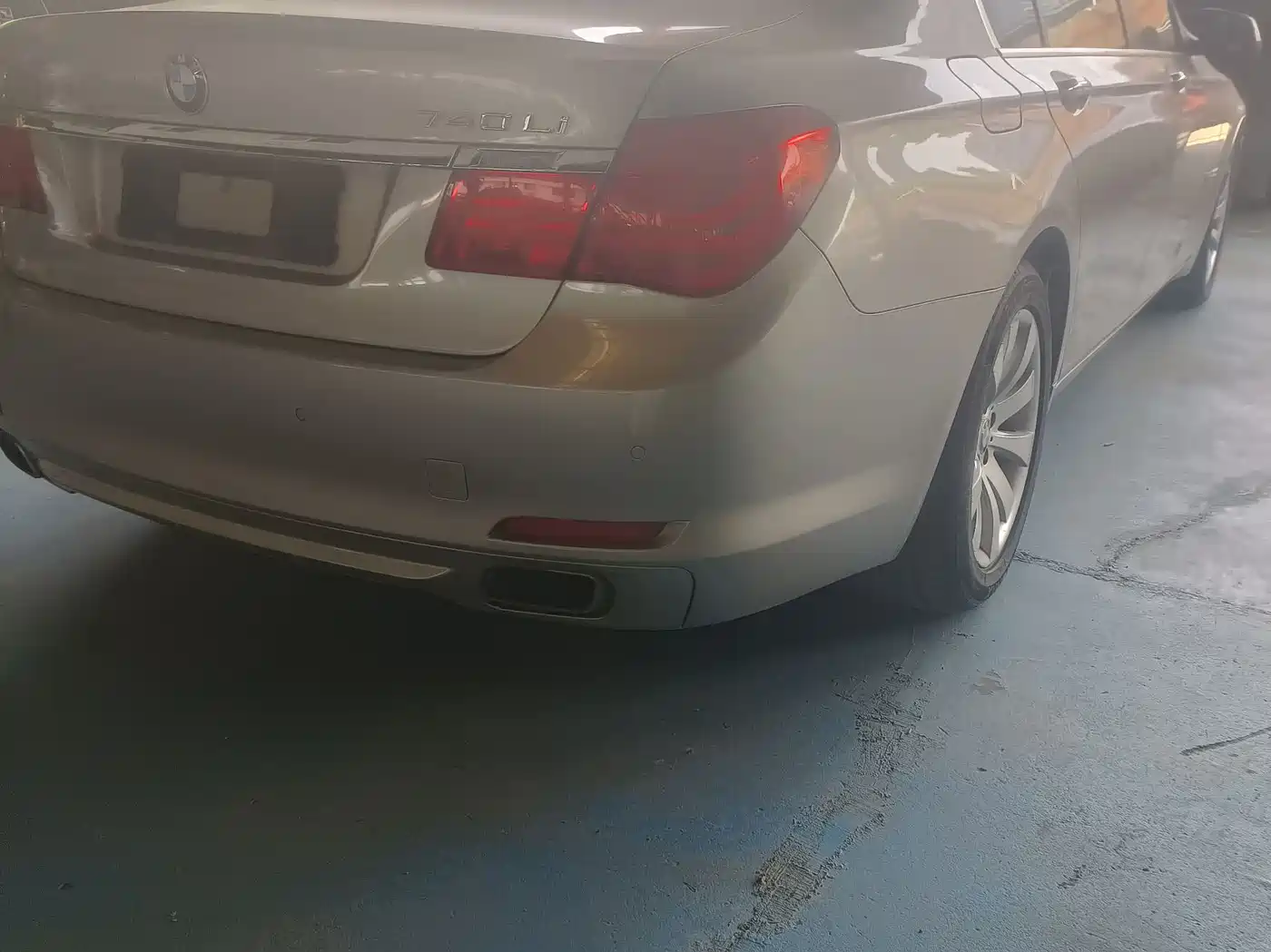 BMW 7 Series 2011 740Li Steinway Limited Edition фото 15