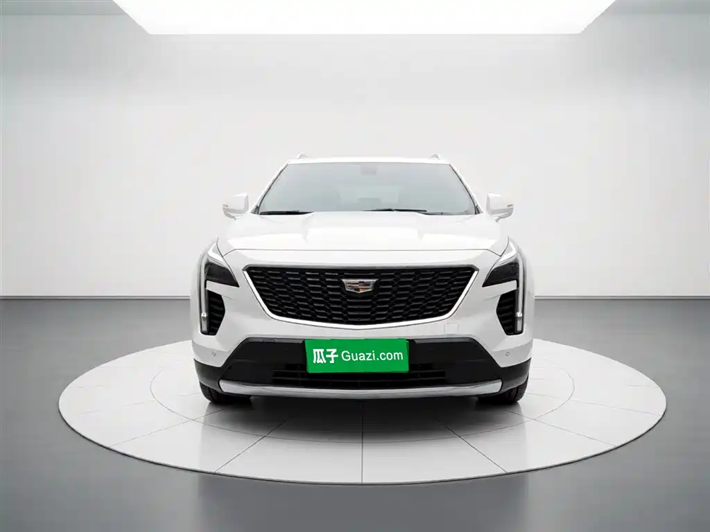 Cadillac XT4 2020 28T FWD Leading Trim фото 2