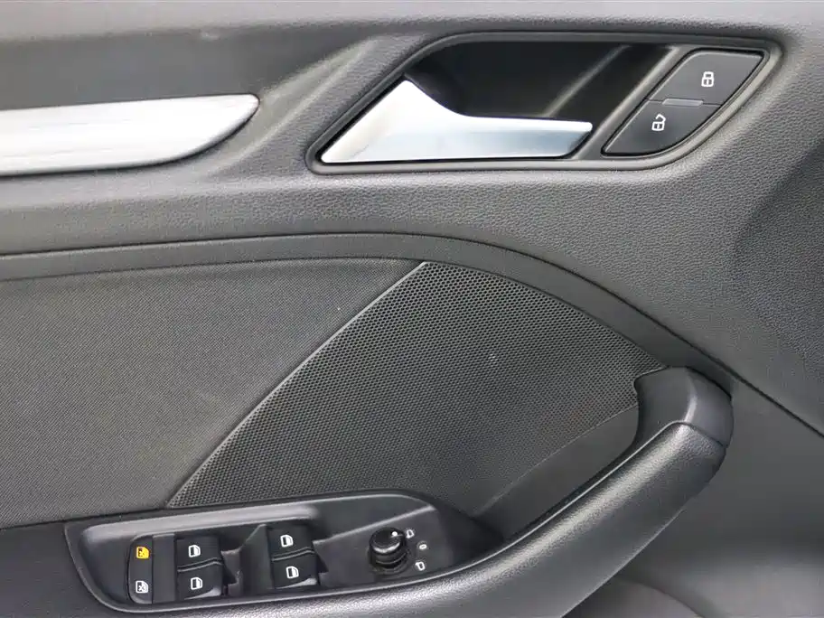 Audi A3 2014 Limousine 35 TFSI Auto Trend фото 13