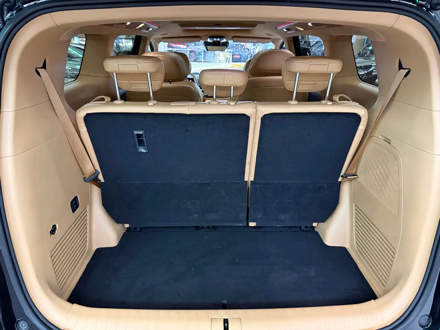 Voyah Auto Voyah Dreamer 2025 2025 Model PHEV 4WD Premium QianKun Edition