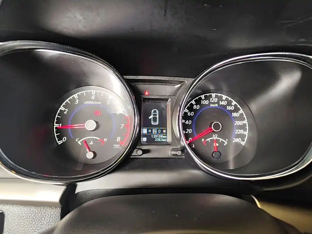 Venucia T70 2016 2016 2.0L CVT Rui Qu Edition