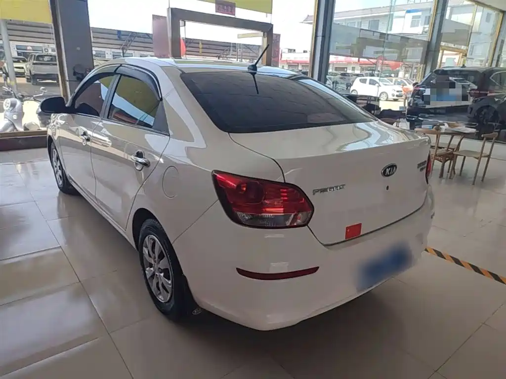 Kia Huan Chi 2017 1.4L Manual Smart Fashion фото 5