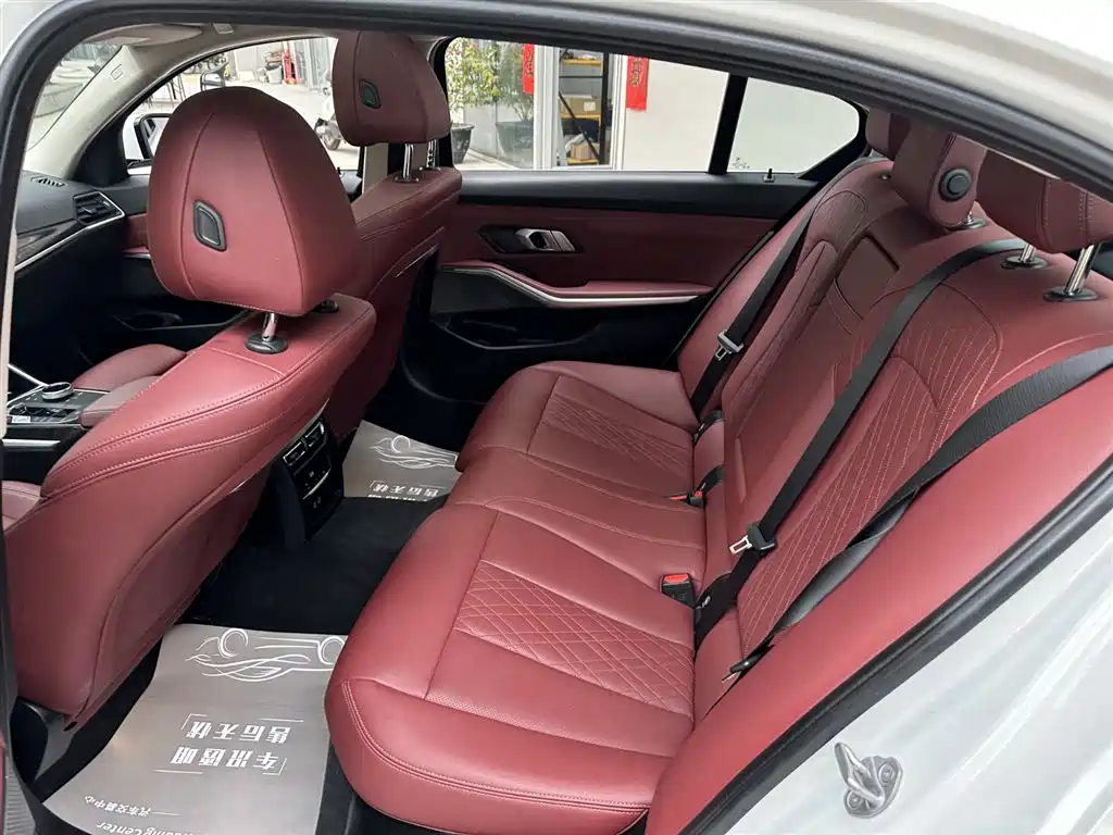 BMW 3 Series 2024 325Li M Sport Package фото 14