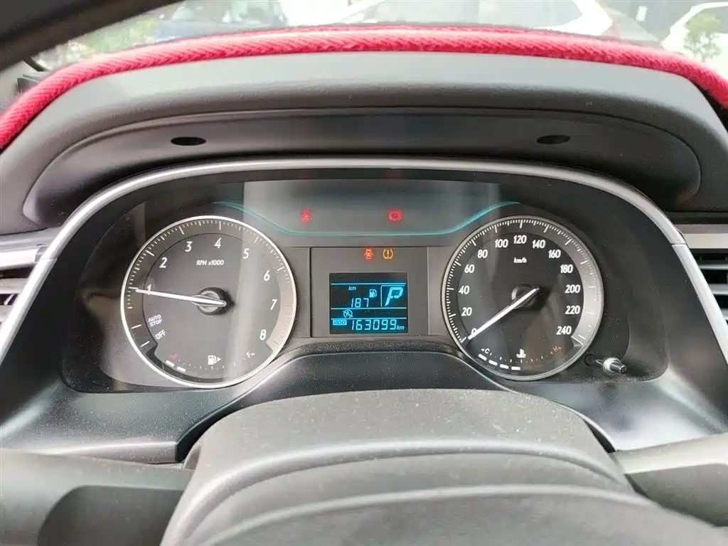 Buick Excelle 2015 15N Automatic Progressive фото 12