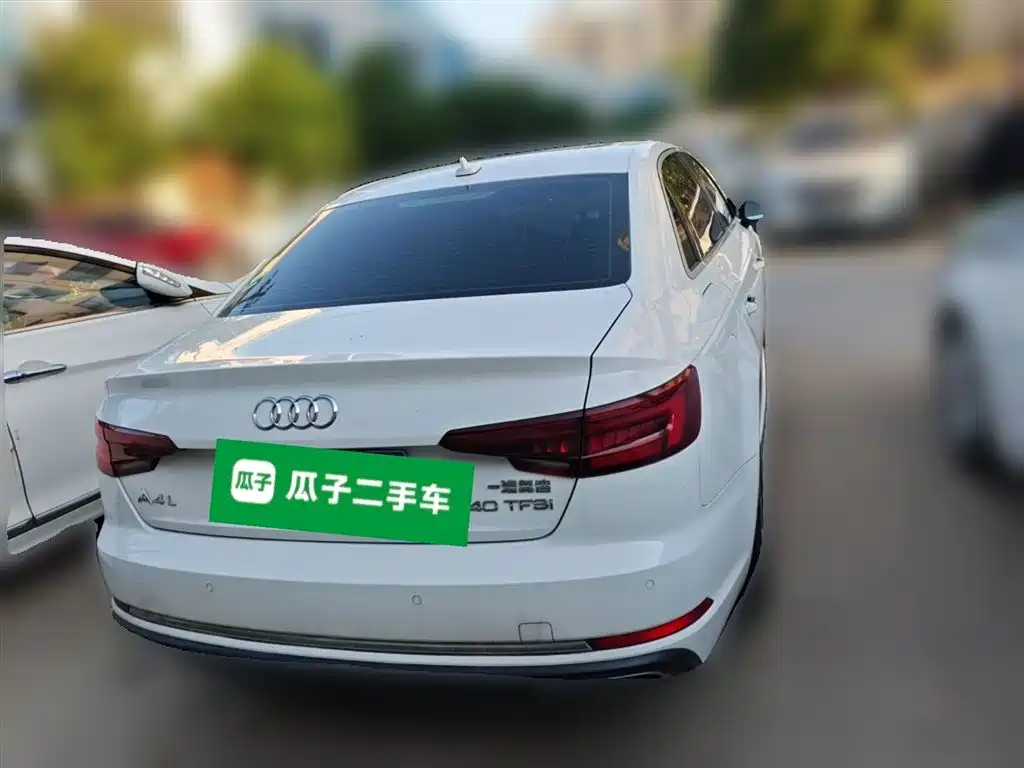 Audi A4L 2019 40 TFSI Progressive (China VI) фото 3