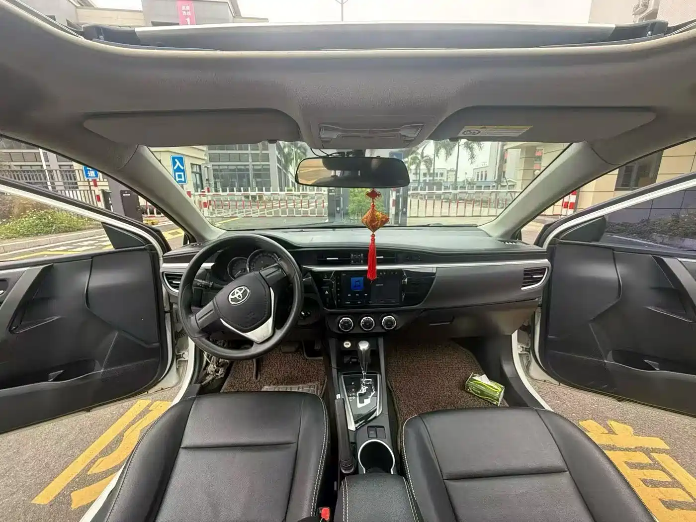 Toyota Levin 2016 1.6G CVT Elite Edition фото 5