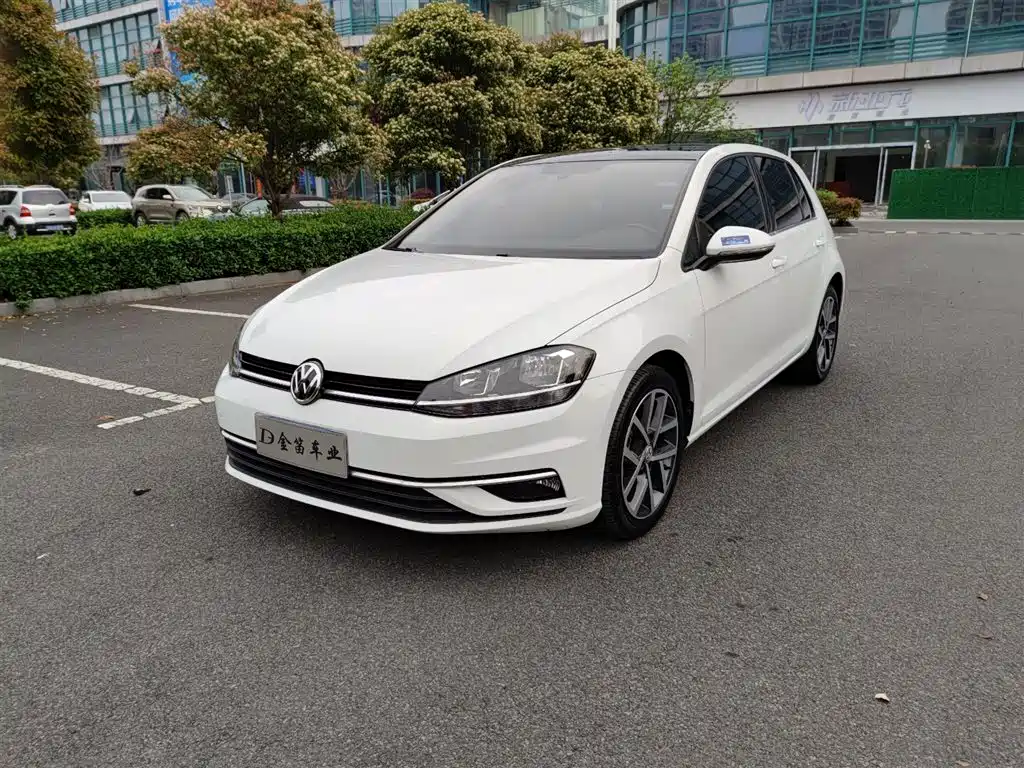 Volkswagen Golf 2020 Beloved Edition 280TSI DSG Comfort