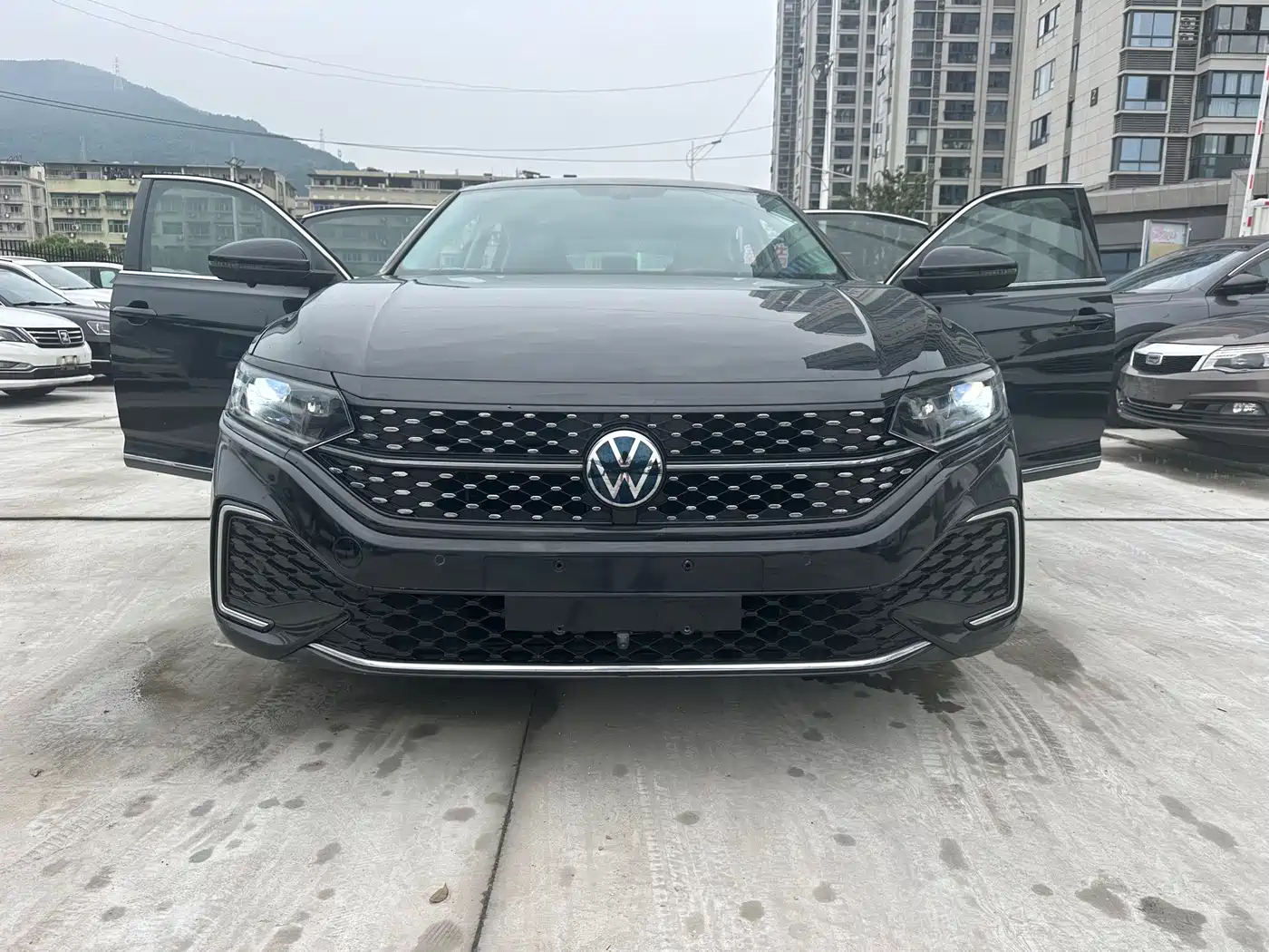 Фото 4 - Volkswagen Passat