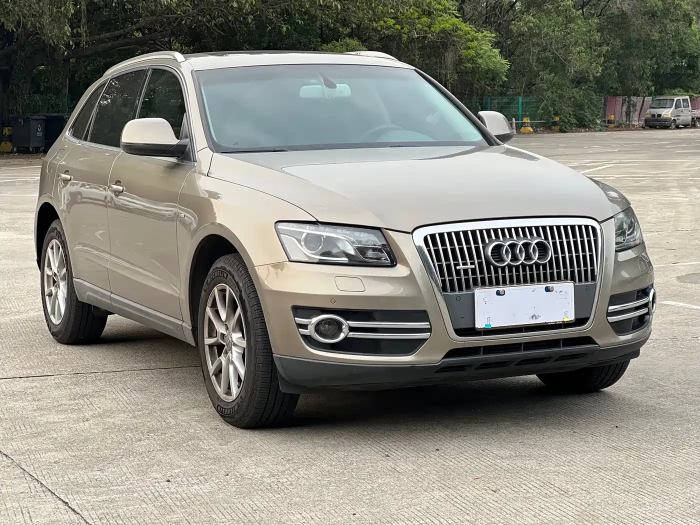 Audi Q5 2011 2.0TFSI Comfort фото 3