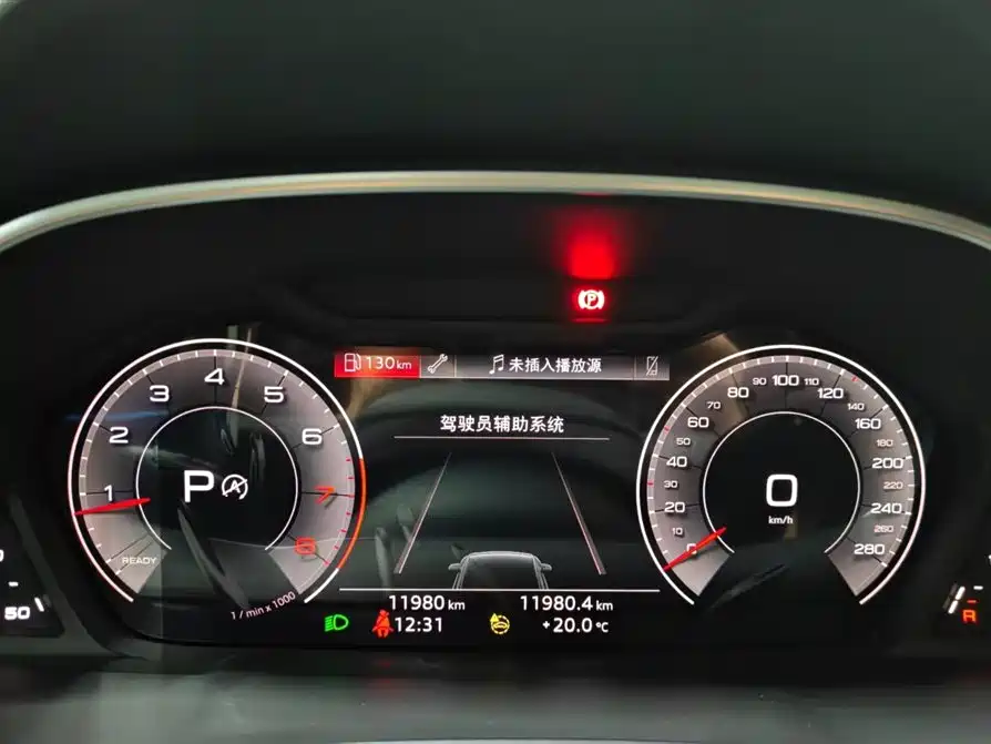 Audi Q3 2024 35 TFSI Fashion Sport фото 9