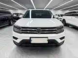 Photo 2 - Volkswagen Tharu