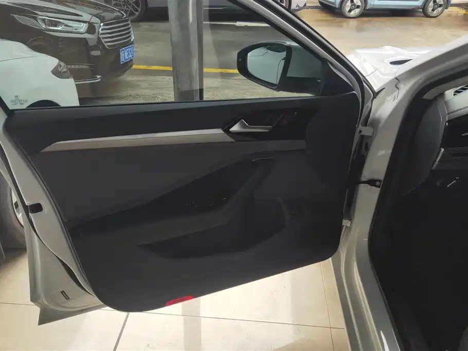 Volkswagen Sagitar 2020 280TSI DSG Comfort China VI фото 7