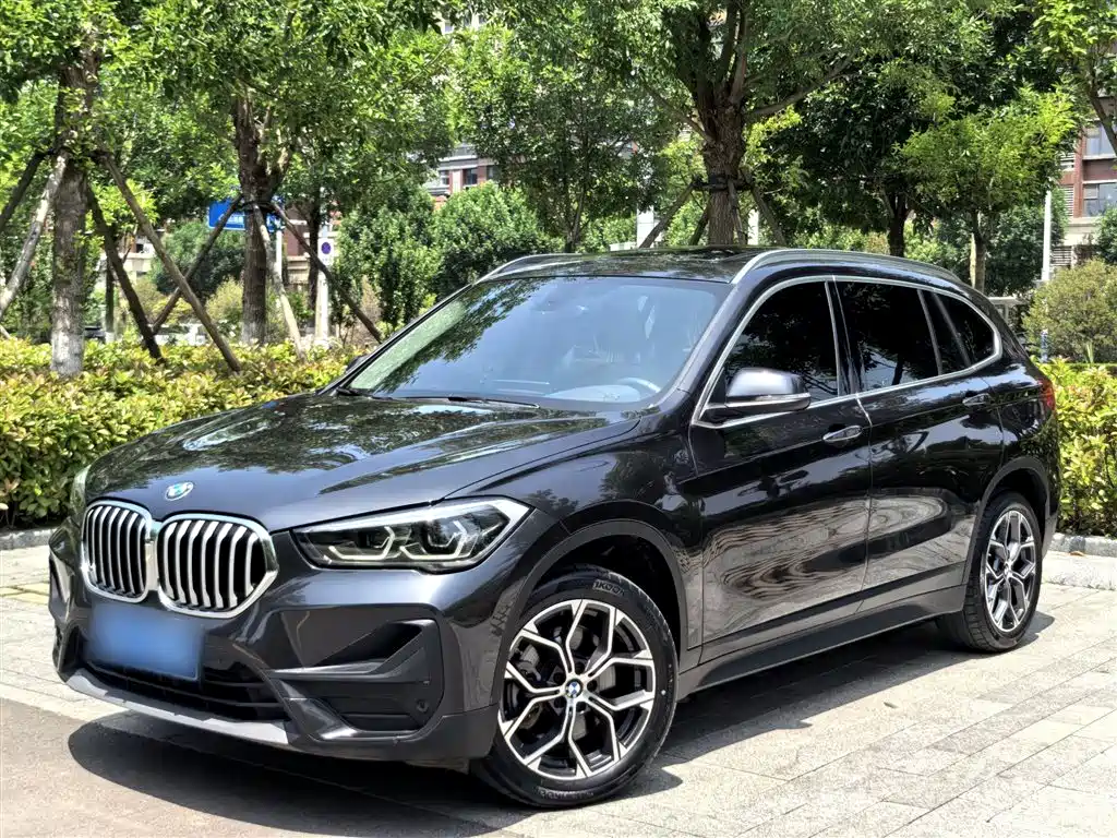 BMW X1 2022 sDrive25Li Leading фото 2