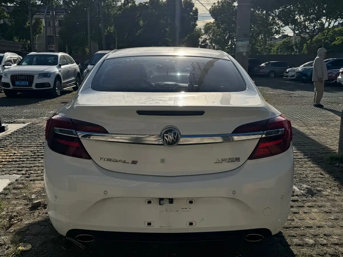 Buick Regal 2015 1.6T Leading Tech Edition фото 15
