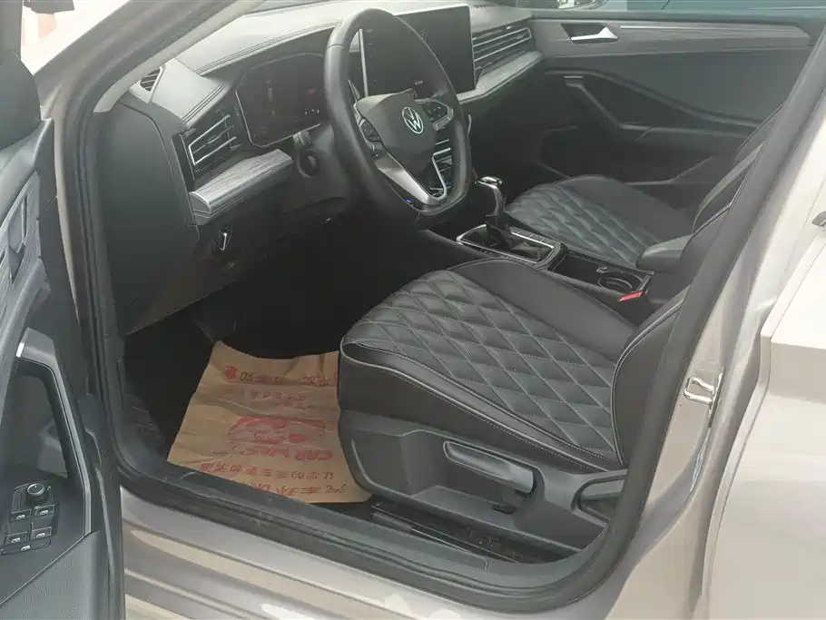Volkswagen Sagitar 2023 Model Year 200TSI DSG Surpass Edition фото 9