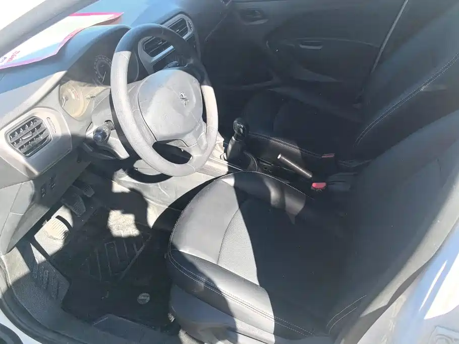 Peugeot 301 2016 2016 1.6L Manual Comfort Edition