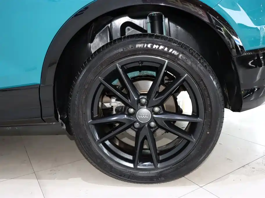 Audi Q2L 2018 35 TFSI Launch Exclusive Edition China V фото 16