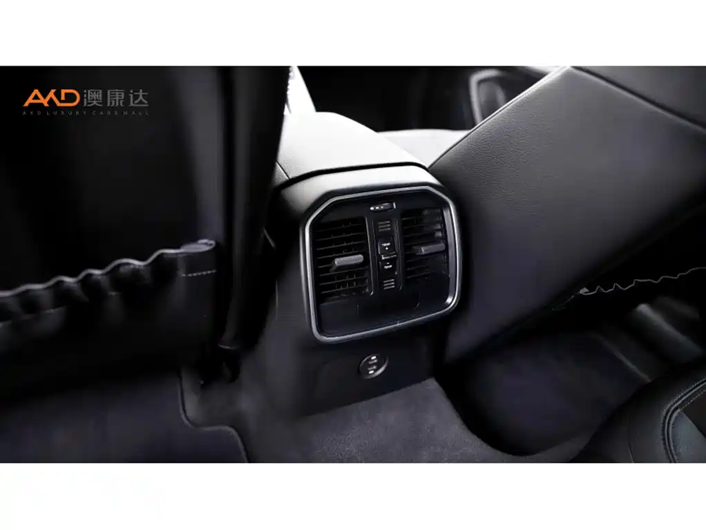 Porsche Macan 2021 Macan 2.0T фото 9