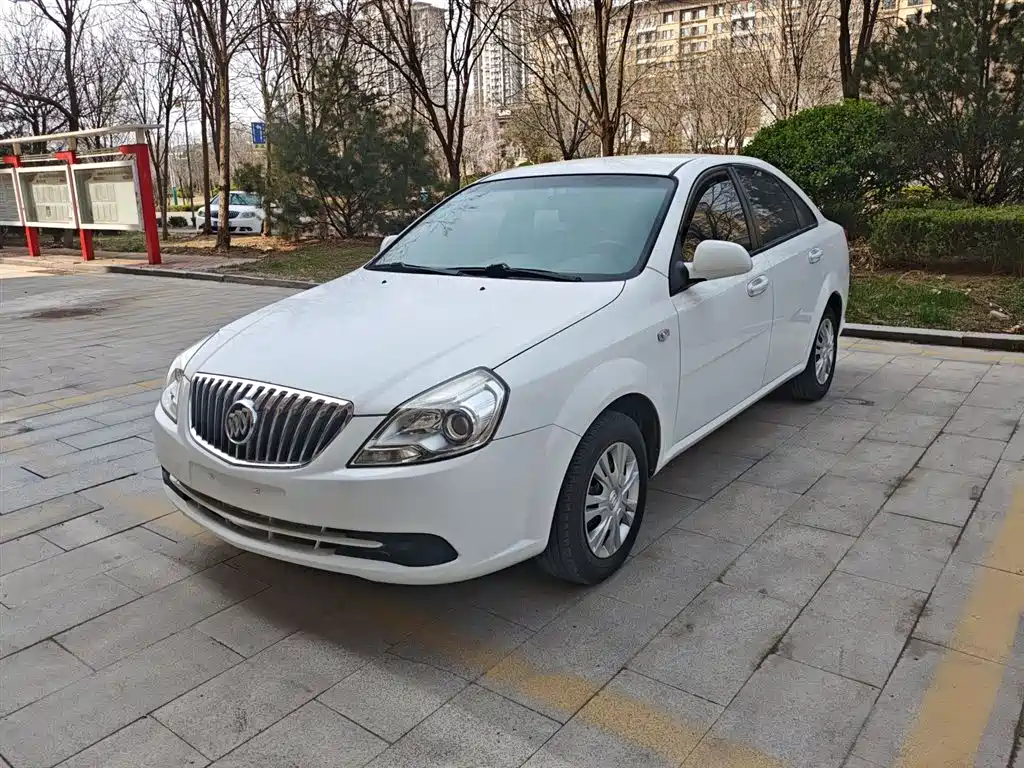 Buick Excelle 2015 1.5L Automatic Classic фото 2