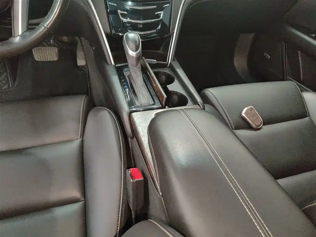 Cadillac XTS 2018 28T Technology фото 14