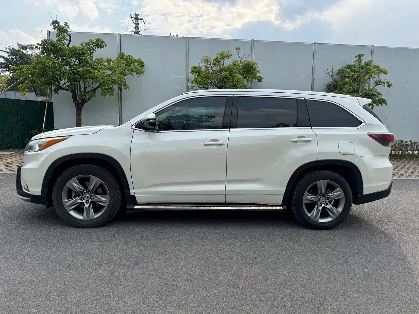 Toyota Highlander 2015 2.0T AWD Luxury Edition 7-seater фото 4