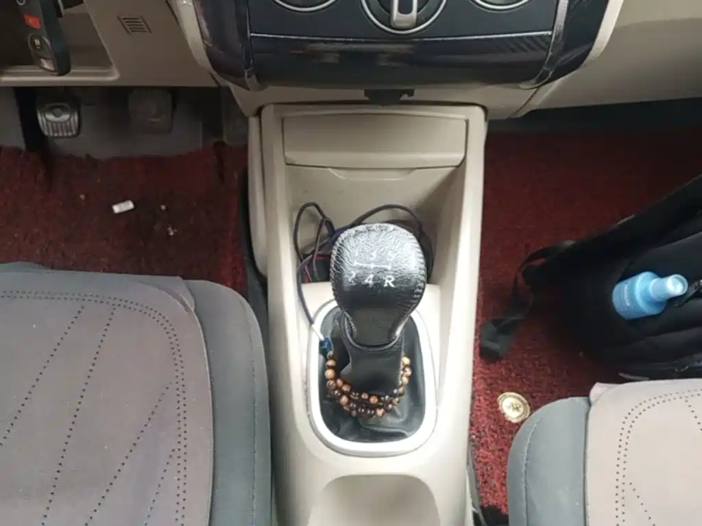Venucia R50 2016 2015 1.6L Manual Fashion