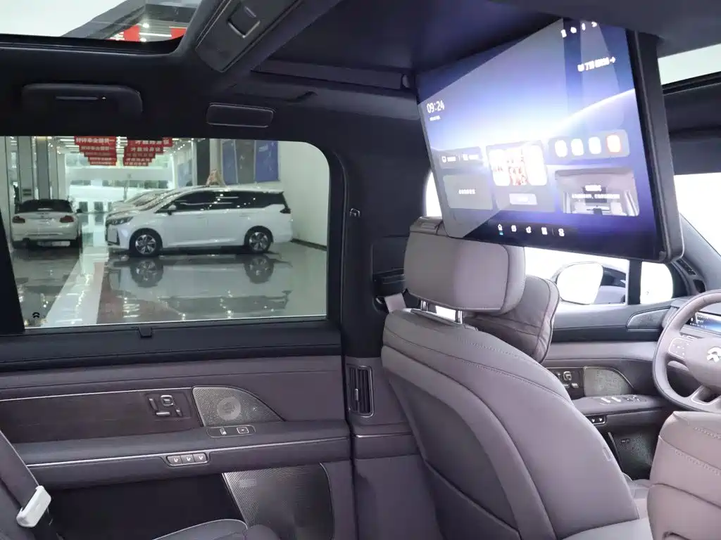 NIO ES8 2026 2025 Model 6-Seat Executive Luxury Edition